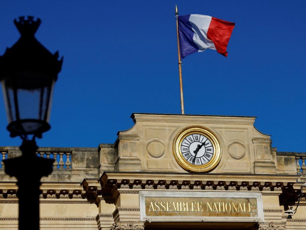 French inflation confirmed to fall in June, easing pressure on the ECB